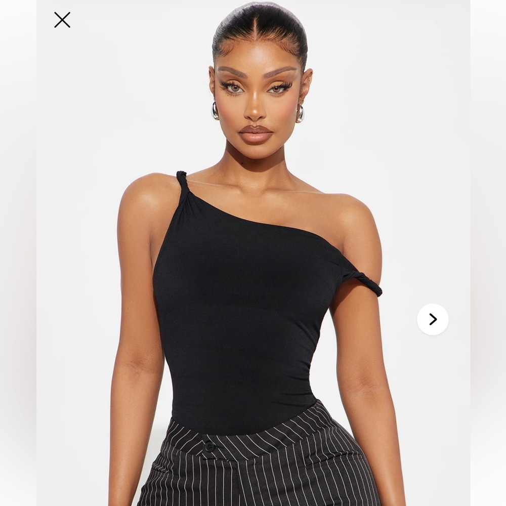 Twisted Shoulder Top